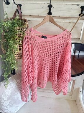 Open-Knit Pink Women's Sweater - Lightweight Crochet Pullover shawl